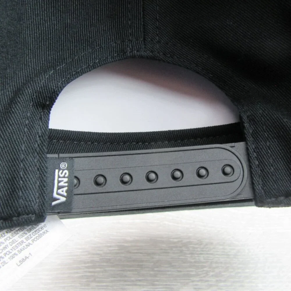 Vans Off The Wall "The Coldest In Town" Trucker Hat Snapback OS NEW - Picture 10 of 13